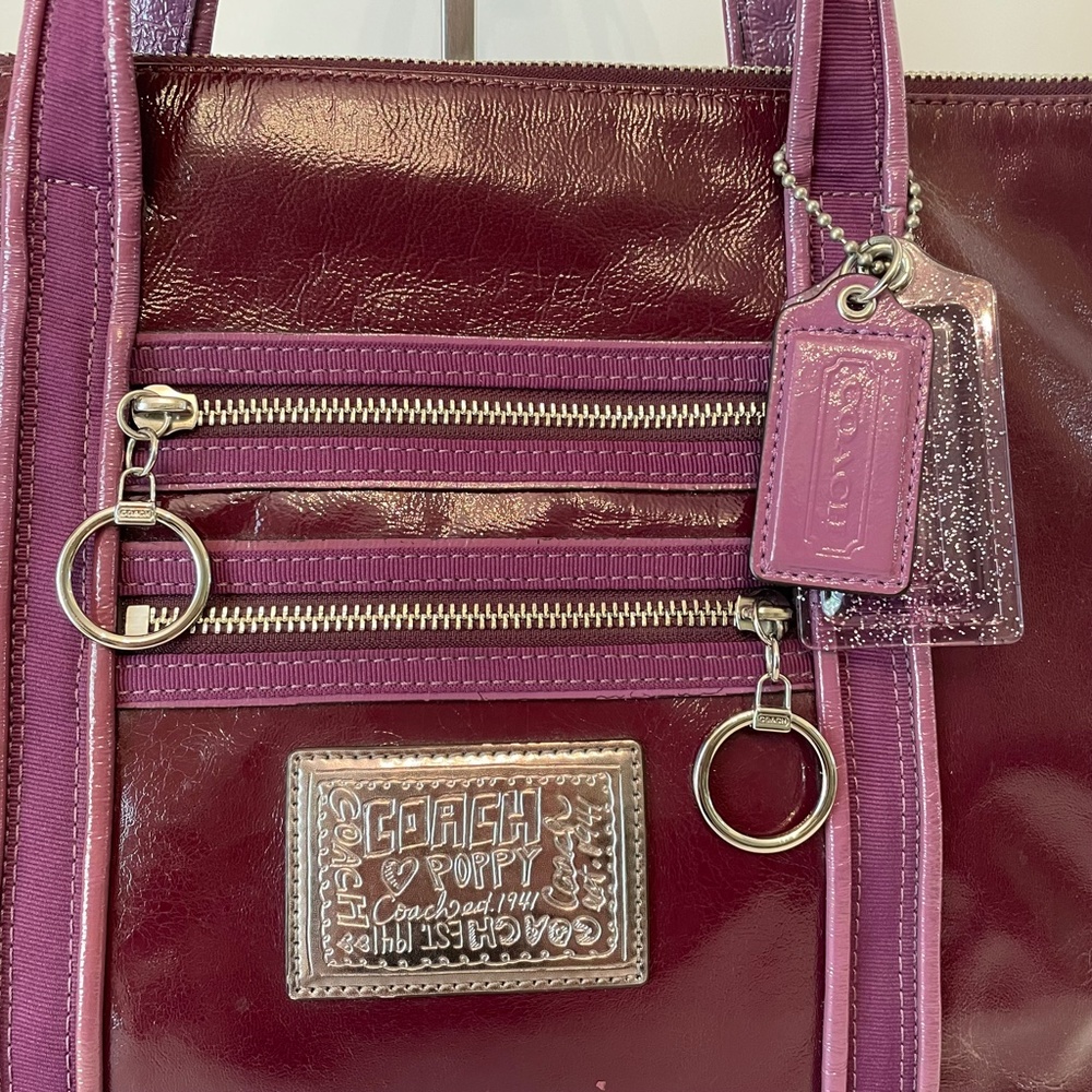 Coach Poppy Patent Leather Op Art Glam Tote Purple/Burgundy Hand Bag - Picture 5 of 16